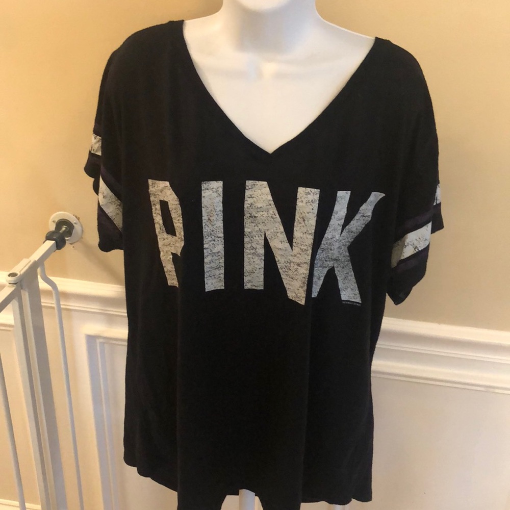 PINK loose-fitting tee size LG